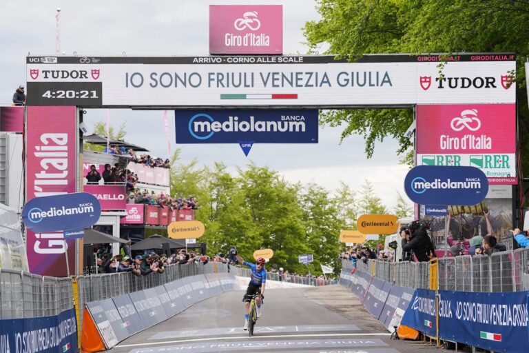 Jonas Vingegaard après l’arrivée sur le Giro d’Italia