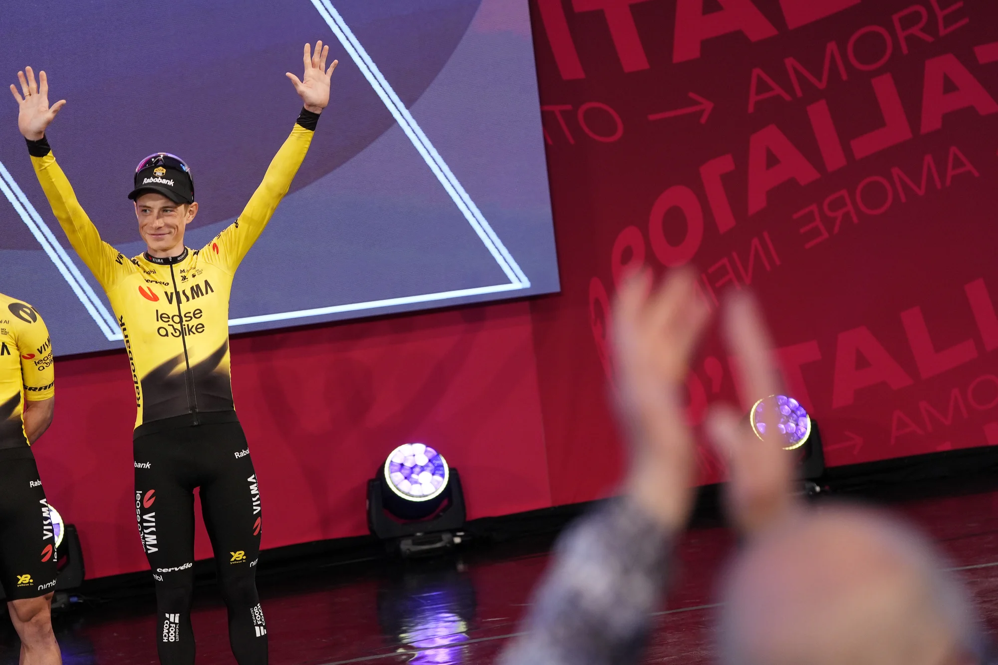 Jonas Vingegaard, engagé sur le Giro d’Italia 2026 avec Team Visma | Lease a Bike