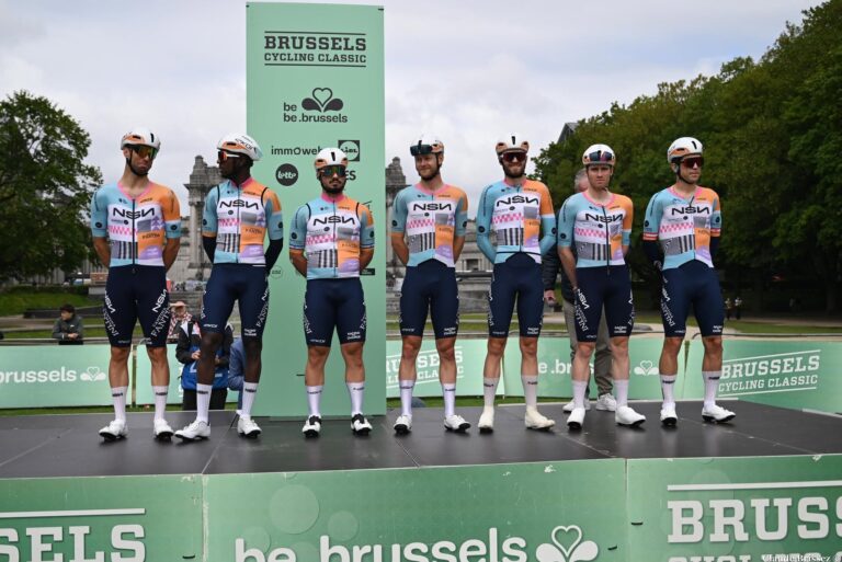 Biniam Girmay avec NSN Cycling Team avant le Tour de France