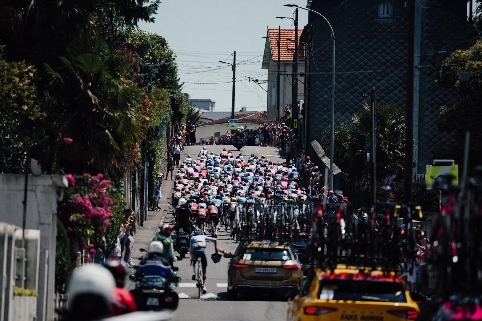 Le peloton du Tour de France attendu sur la 7e étape entre Hagetmau et Bordeaux