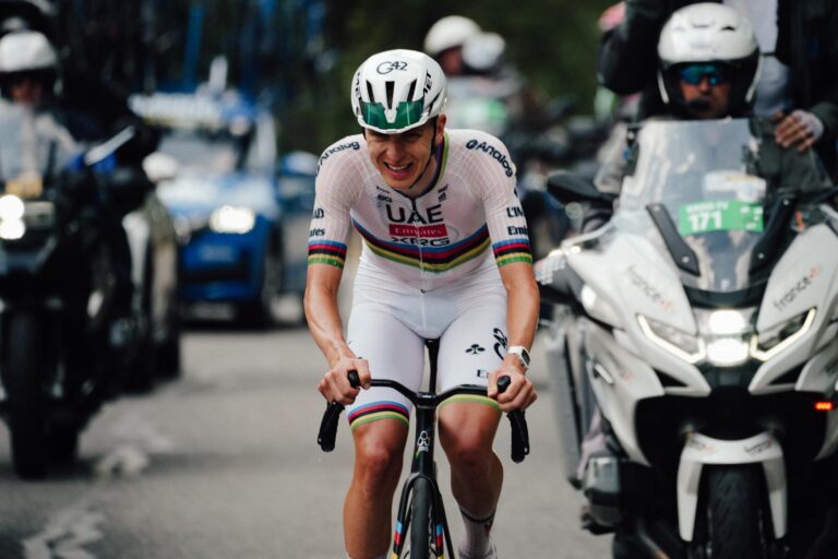 Tadej Pogacar après sa victoire à Gavarnie sur le Tour de France