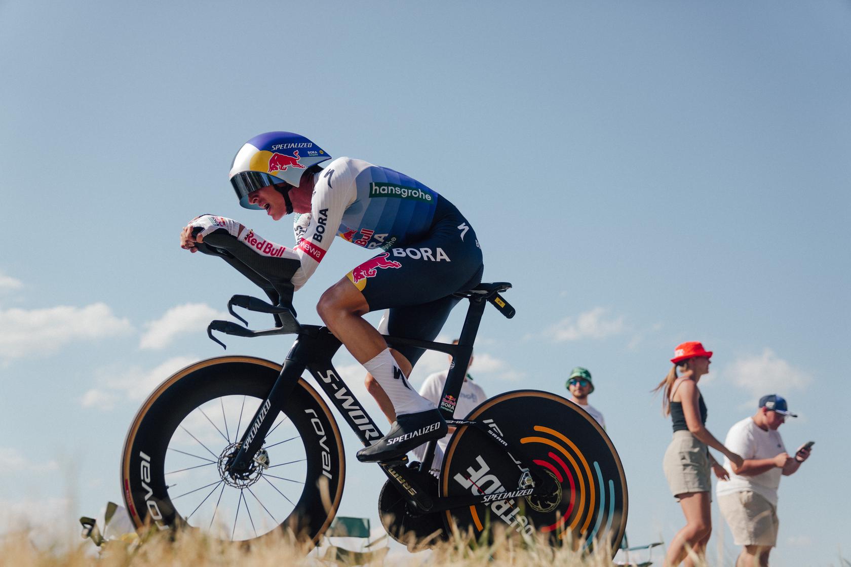 Florian Lipowitz après sa chute sur le Tour de France