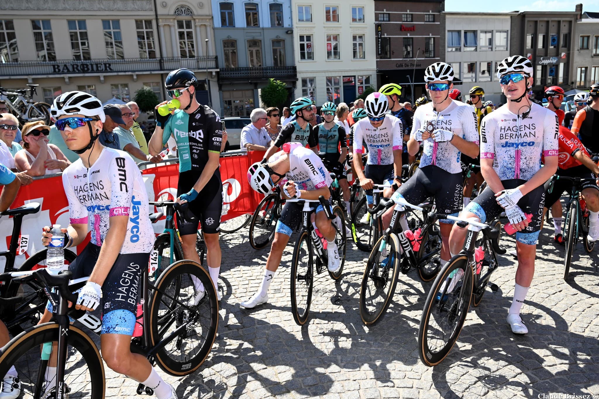 Jeunes coureurs de l’équipe de développement Soudal Quick-Step en course