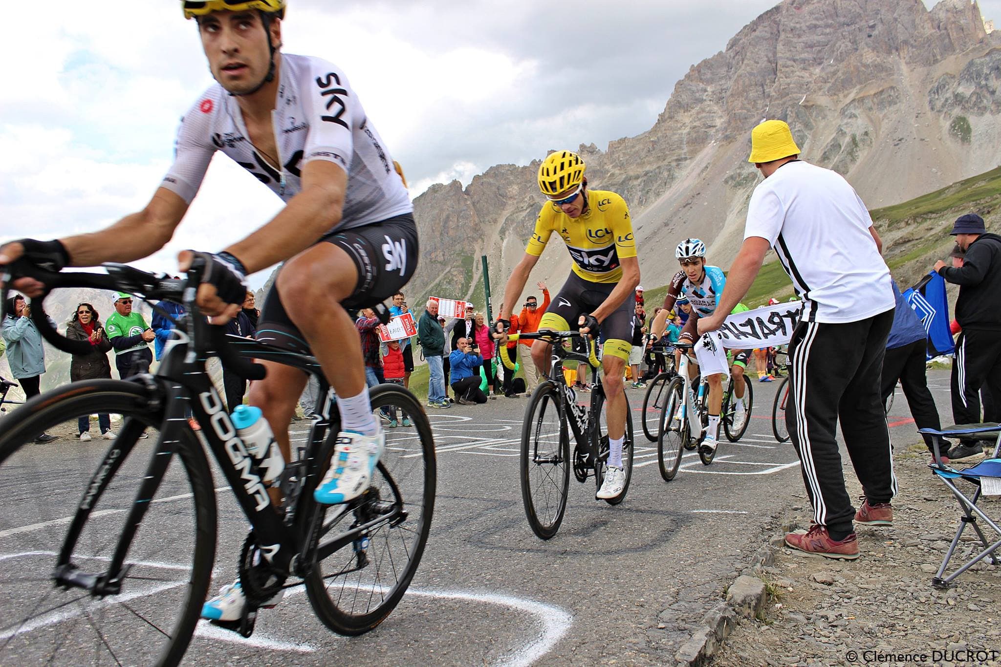 Chris Froome lors d’une course cycliste avant l’annonce de sa retraite