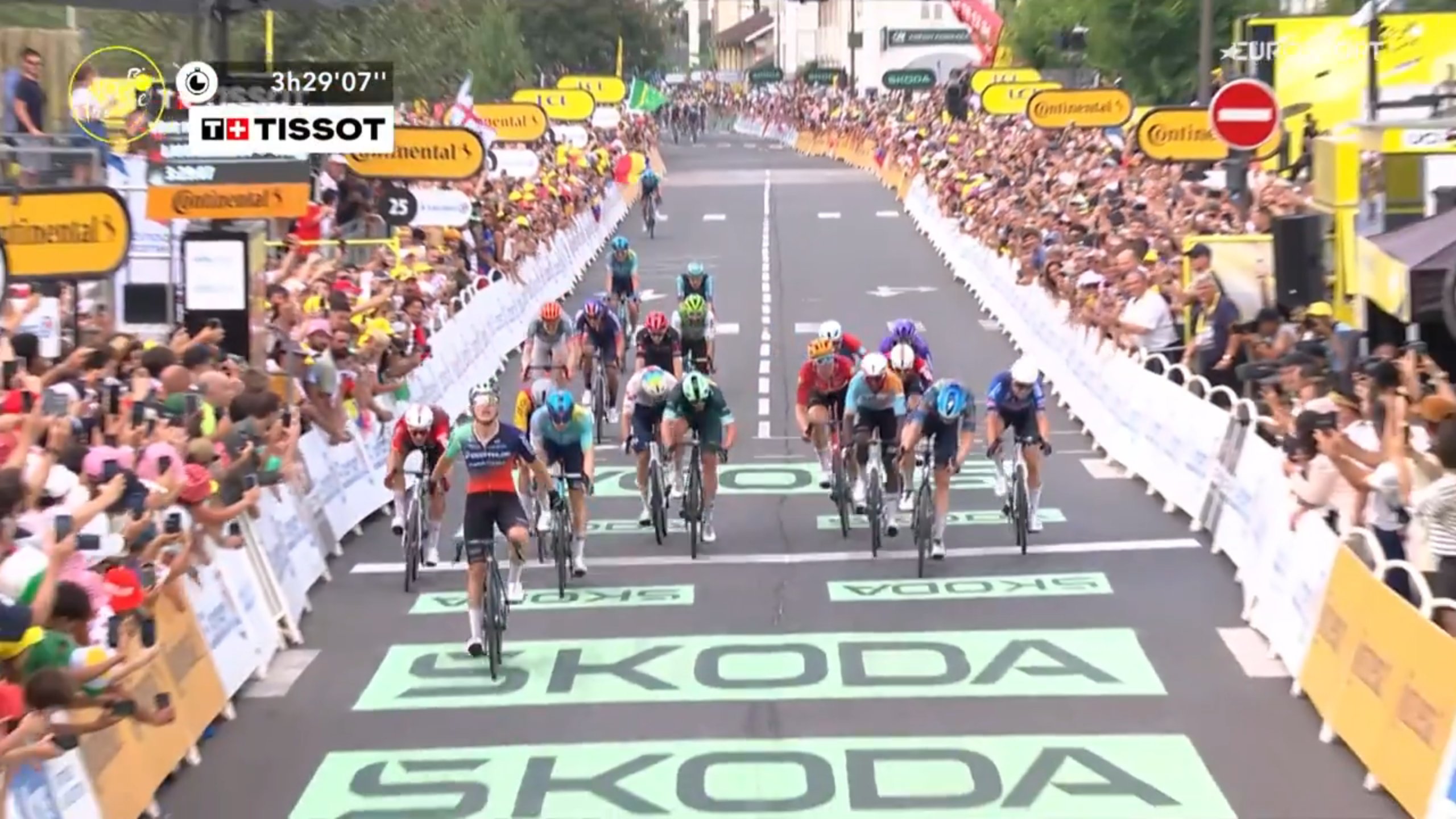 Olav Kooij vainqueur de la 5e étape du Tour de France à Pau