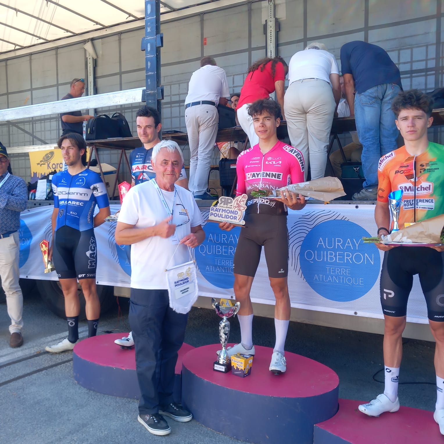 Hans Rullier vainqueur de Manche Océan avec Laval Cyclisme 53